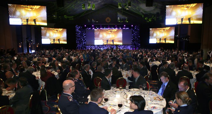 corp-partnership-dinner-720x390 corp-partnership-dinner-720x390